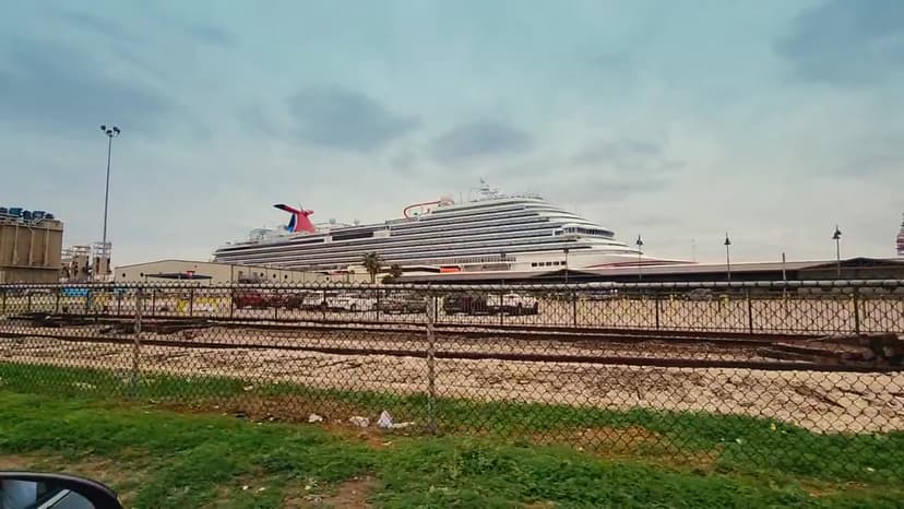 Trainwreck: Poop Cruise